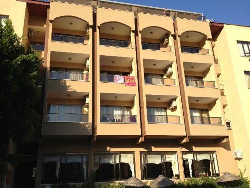 Juniper Hotel İçmeler Eksteriør billede