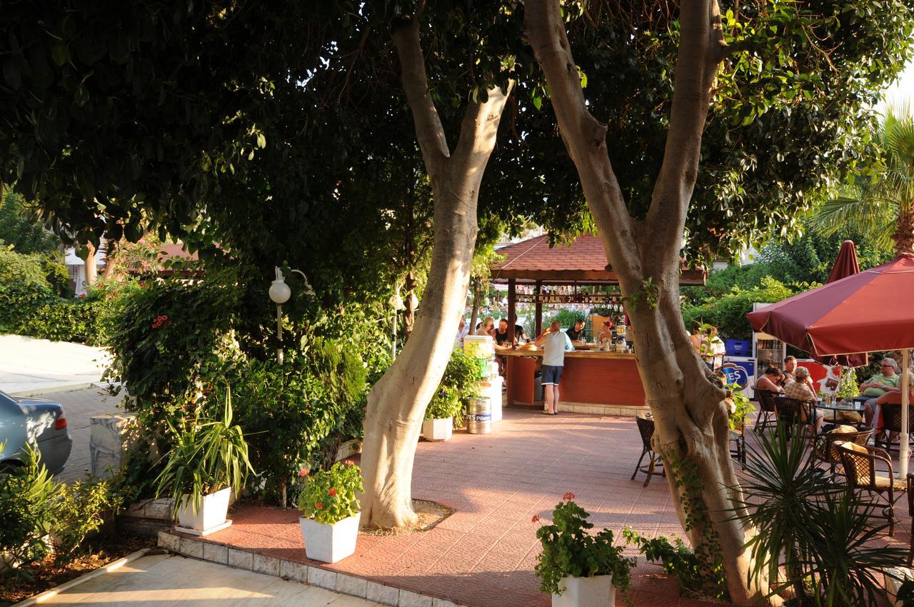 Juniper Hotel İçmeler Eksteriør billede